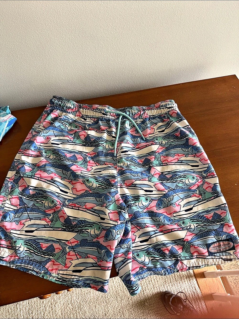 vineyard vines fish swim trunks youth large